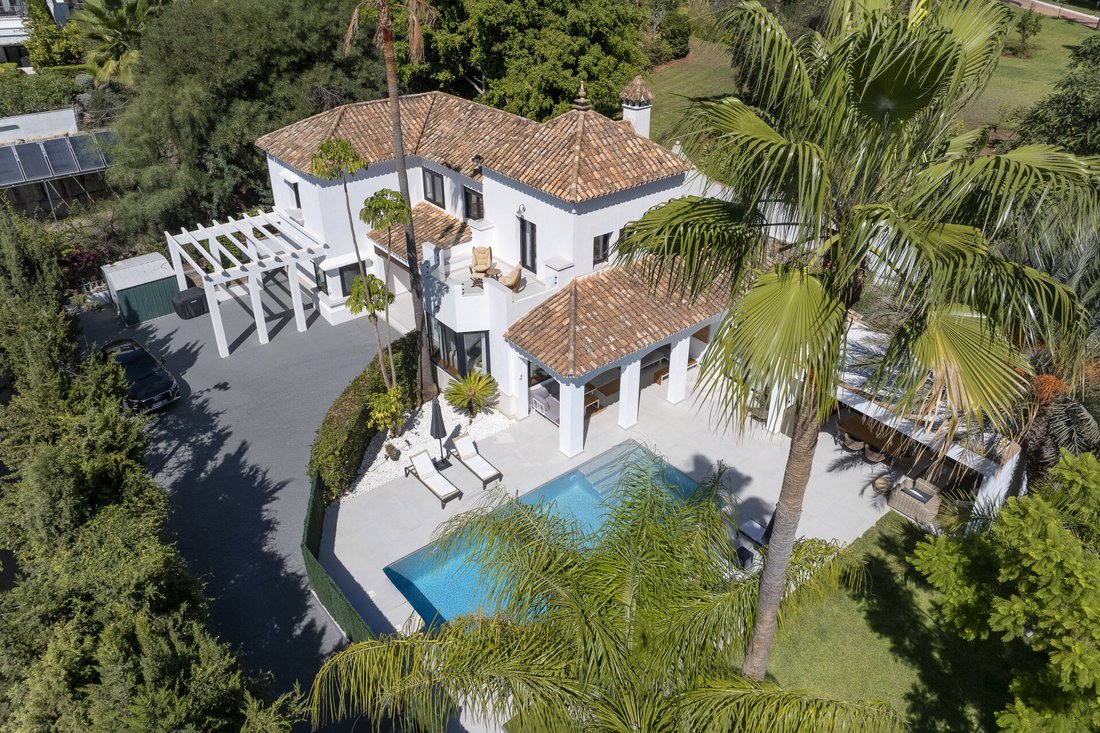 House in Benahavis, Andalusia, Spain 4 - 16610223