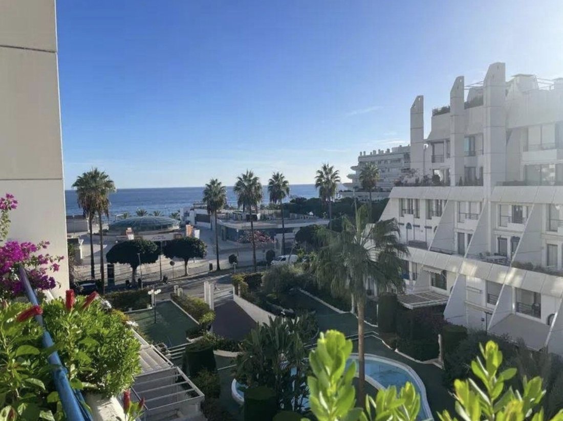 Penthouse in Marbella, Andalusia, Spain 1 - 16611186