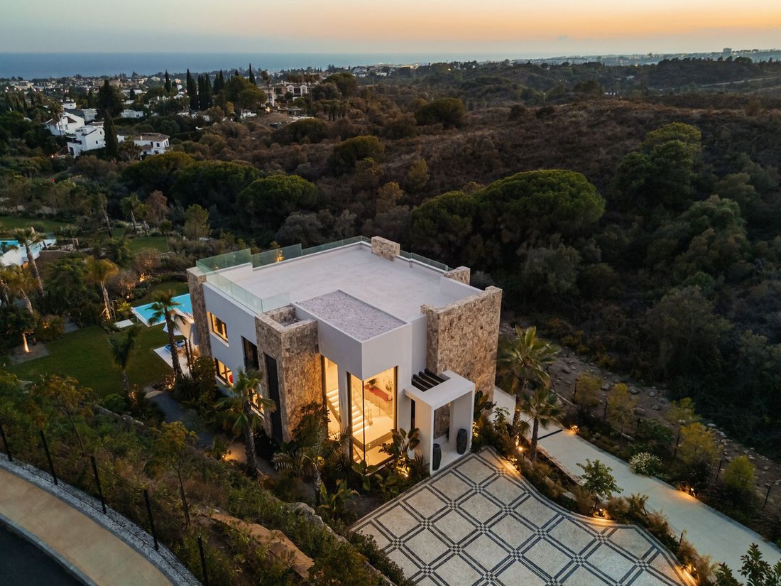 Villa in Marbella, Andalusia, Spain 1 - 16614018