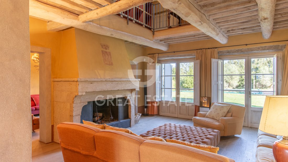 Estate in Celle sul Rigo, Tuscany, Italy 5 - 16609198