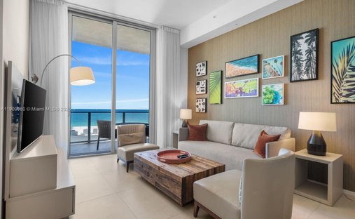 Condo in Hallandale Beach, Florida, United States 1