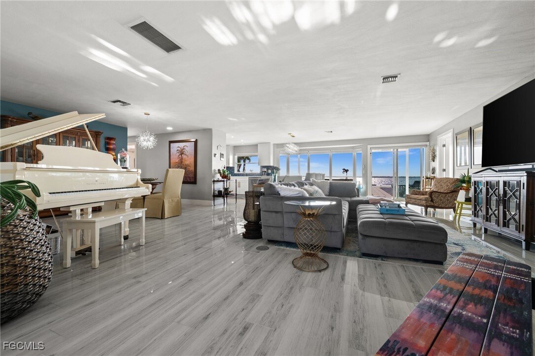 House in Cape Coral, Florida, United States 3 - 16612792