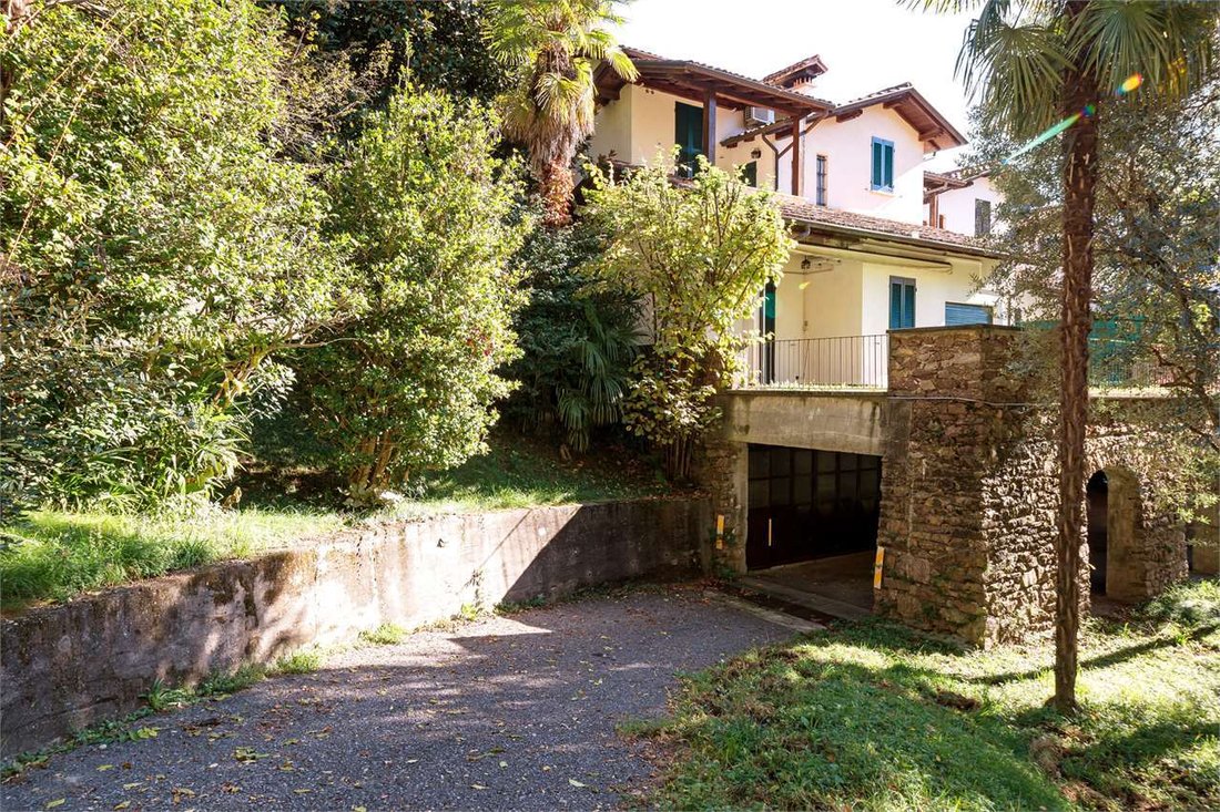 Villa in Tremezzina, Lombardy, Italy 2 - 16609582