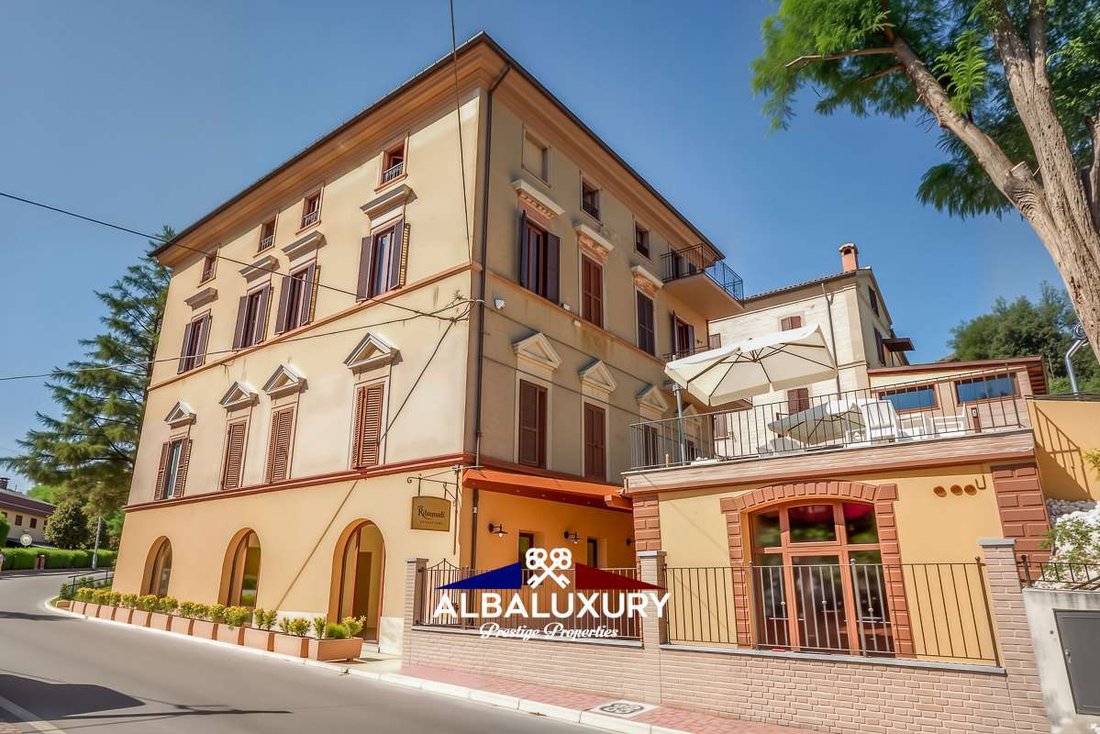 Villa in Sassoferrato, Marche, Italy 3 - 15347199