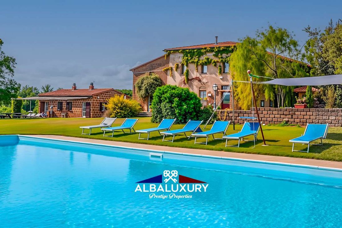 Villa in Sorano, Tuscany, Italy 1 - 15690250