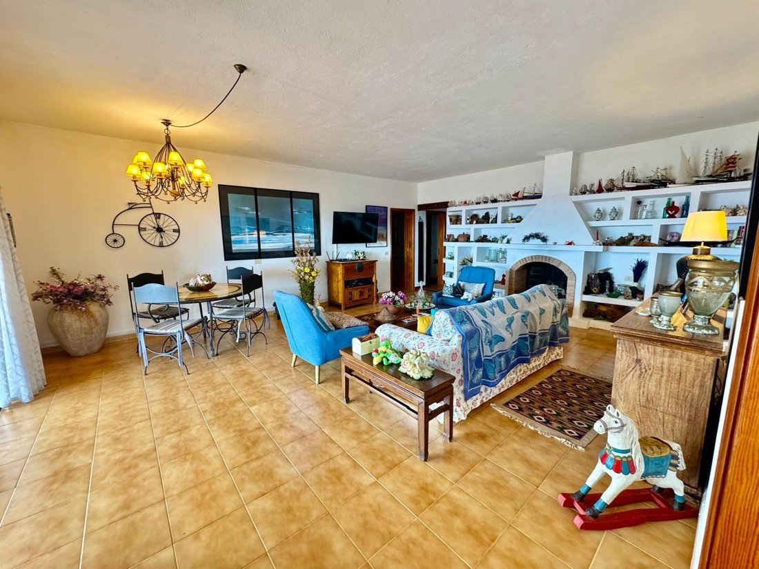 Villa in Yaiza, Canary Islands, Spain 4 - 16609547