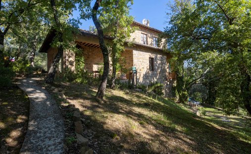 Maisons de campagne à Sant'Angelo in Colle, Toscane, Italie 1