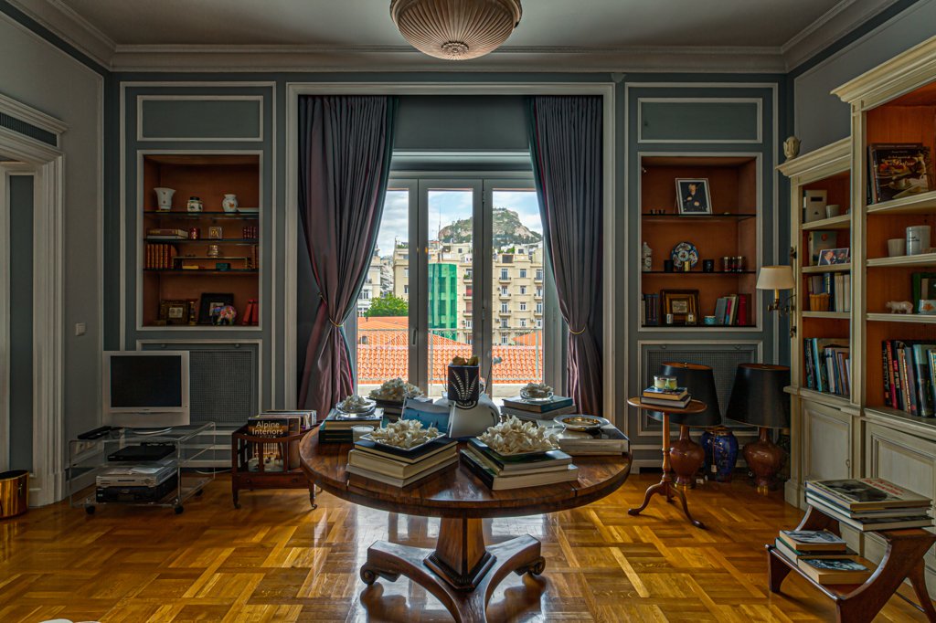 Apartment in Sunoikia Kolonakiou, 1st District of Athens, Athens 2 - 15929322