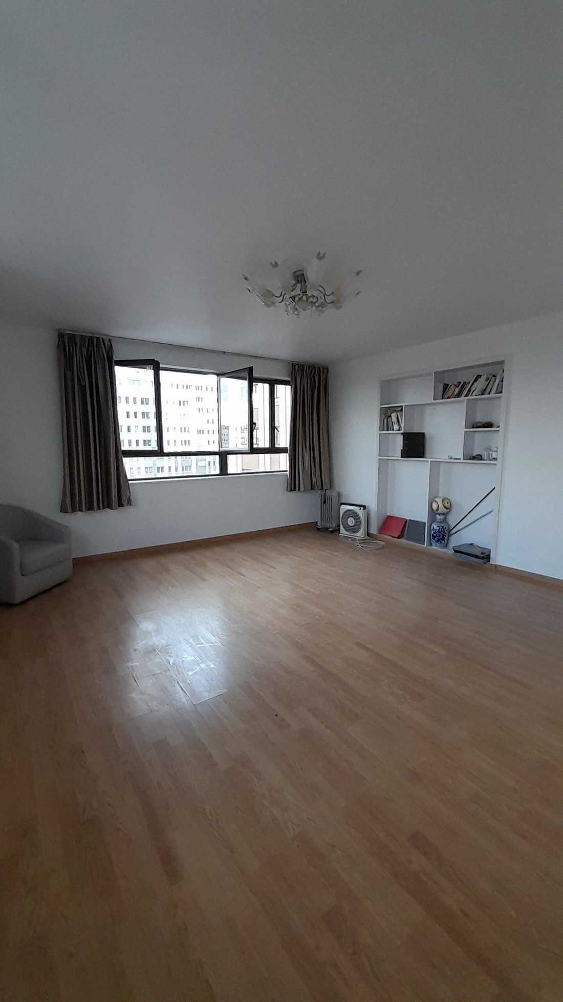 Apartment in Paris 19e Arrondissement, Paris, France 1 - 16613125