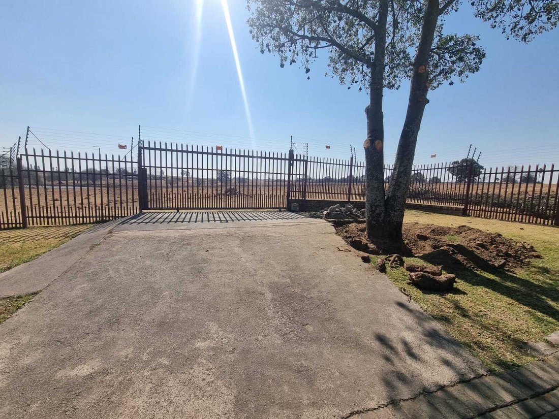 Country House in Bethal, Mpumalanga, South Africa 2 - 16610517