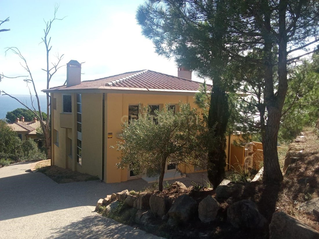 Villa in Sant Feliu de Guixols, Catalonia, Spain 4 - 16611221