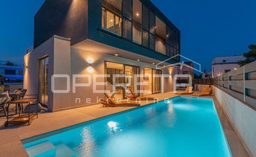 Villa in Srima, Sibenik-Knin County, Croatia 1