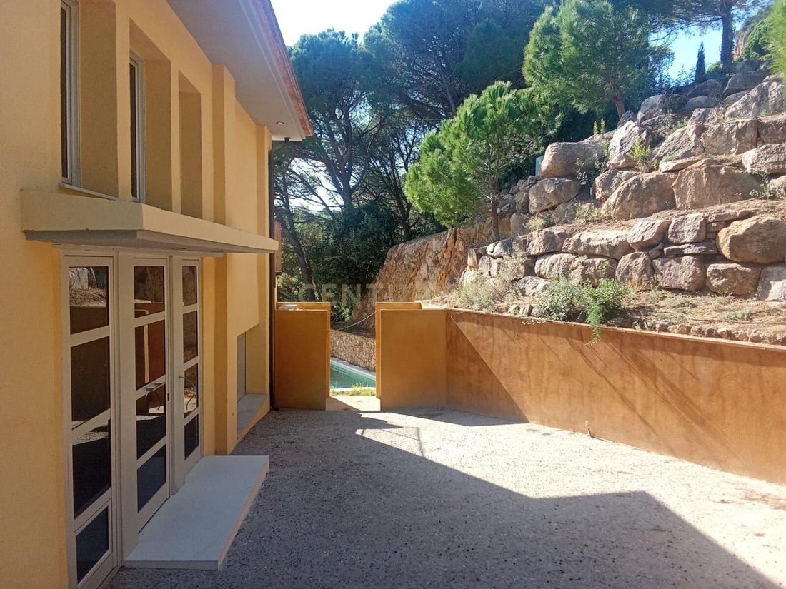 Villa in Sant Feliu de Guixols, Catalonia, Spain 5 - 16611221