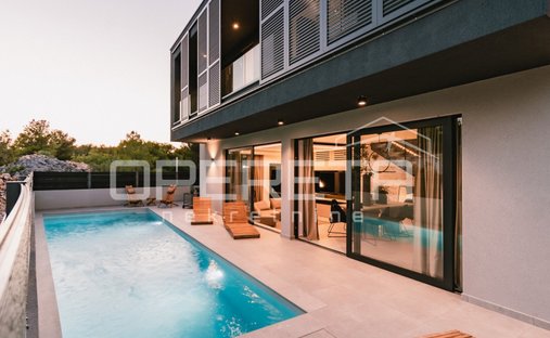 Villa in Srima, Sibenik-Knin County, Croatia 1