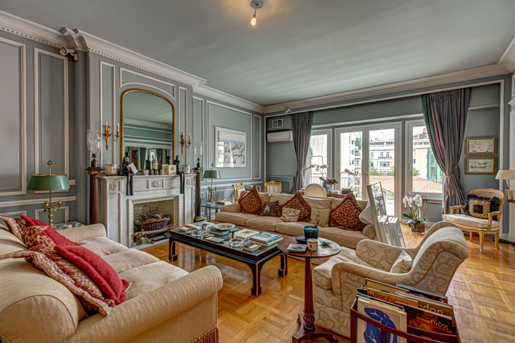 Apartment in Sunoikia Kolonakiou, 1st District of Athens, Athens 5 - 15929322