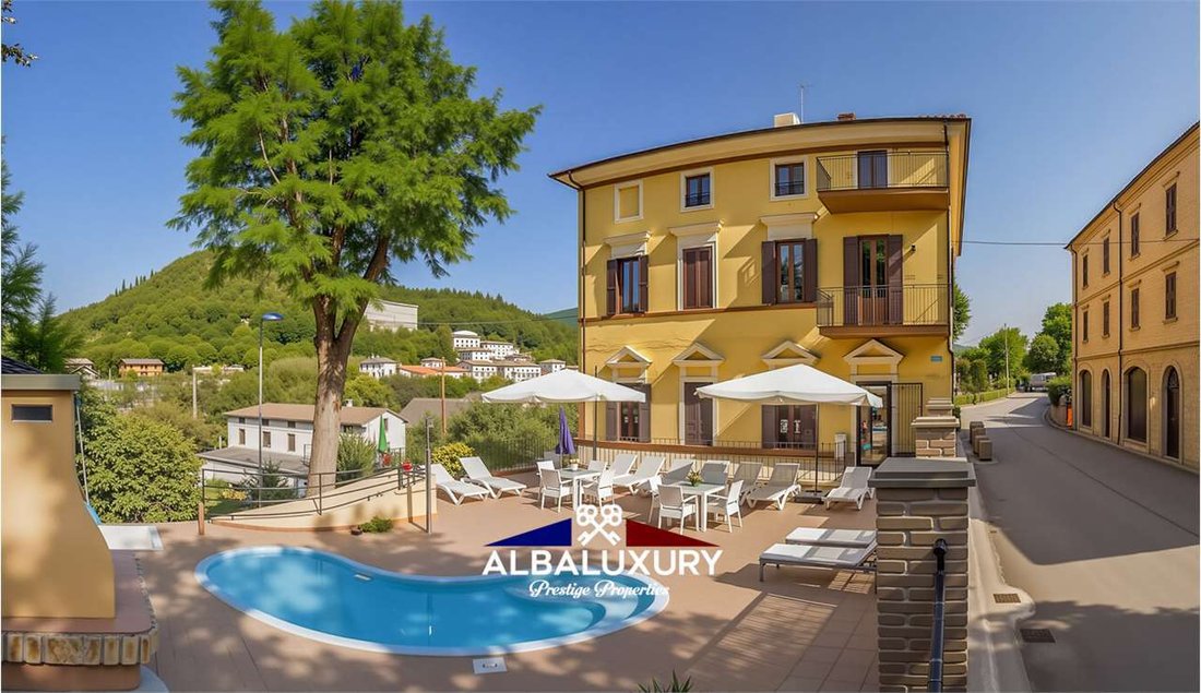Villa in Sassoferrato, Marche, Italy 1 - 15347199