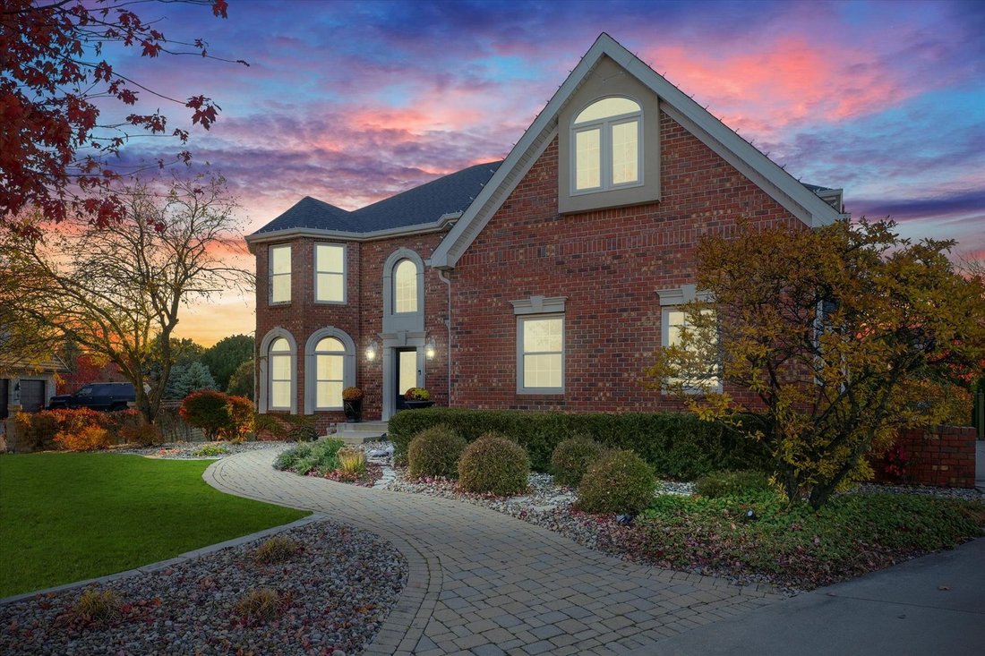 House in Bloomington, Illinois, United States 4 - 16611072
