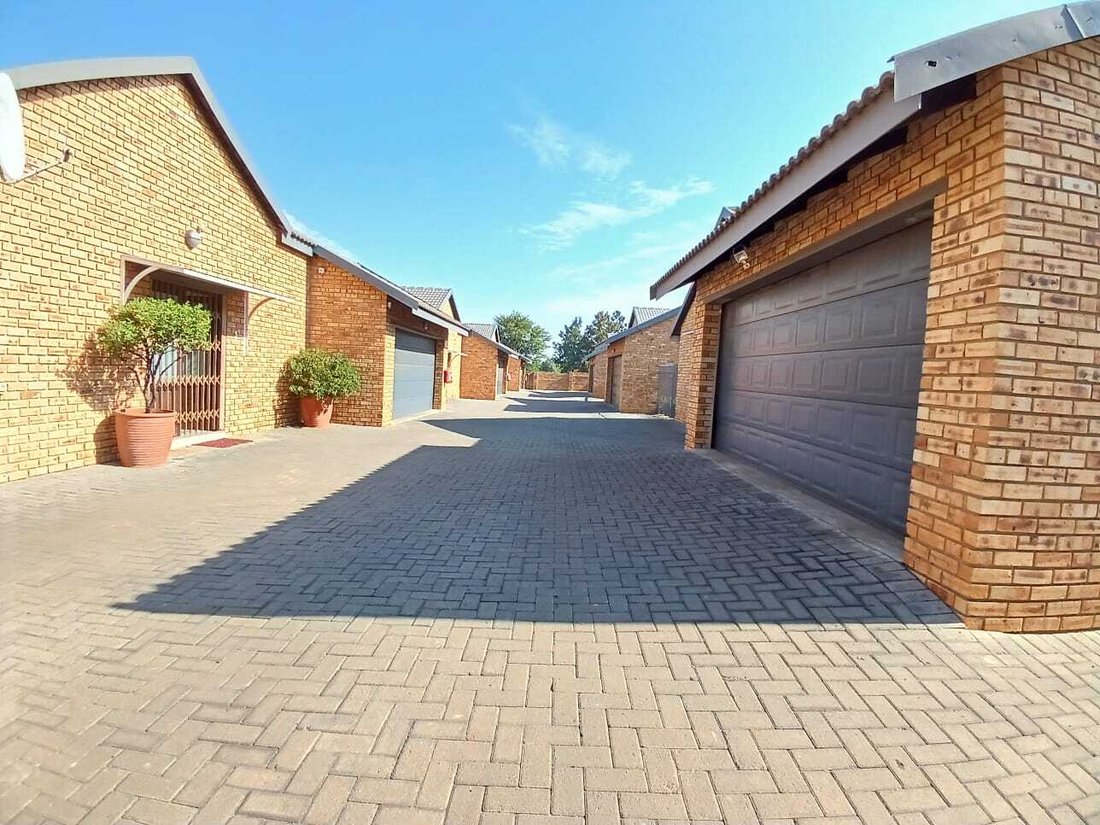House in Sasolburg, Free State, South Africa 2 - 16610519