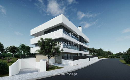 Apartment in Mexilhoeira Grande, Algarve, Portugal 1