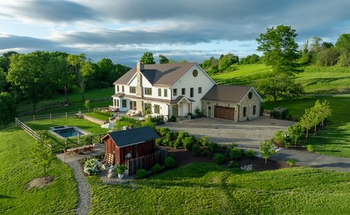 Country House in Millbrook, New York, United States 1