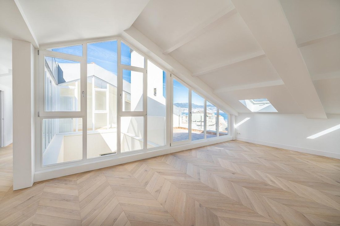 Penthouse in Vigo (District), Vigo, Spain 1 - 16611208