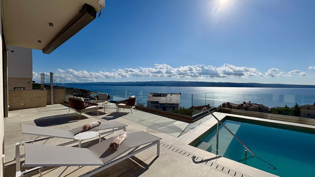 Villa in Jesenice, Split-Dalmatia County, Croatia 5 - 16615577