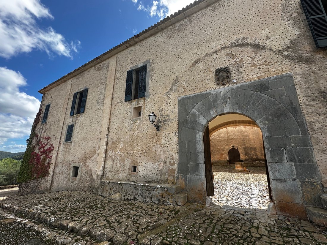 Estate in Puigpunyent, Balearic Islands, Spain 2 - 16574878