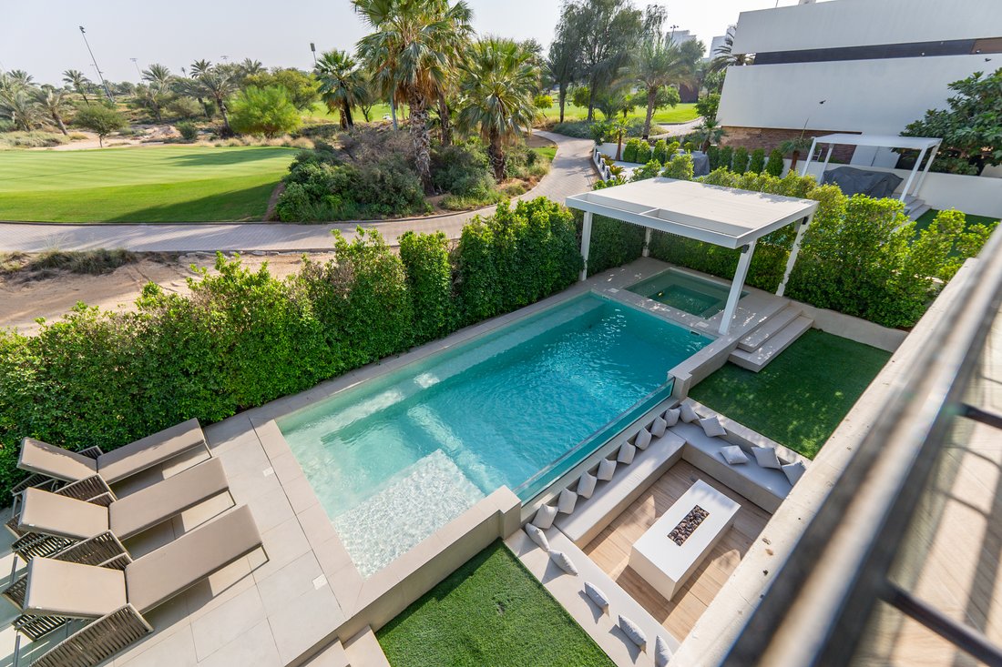 Villa in Damac Hills, Dubai, United Arab Emirates 1 - 16615309