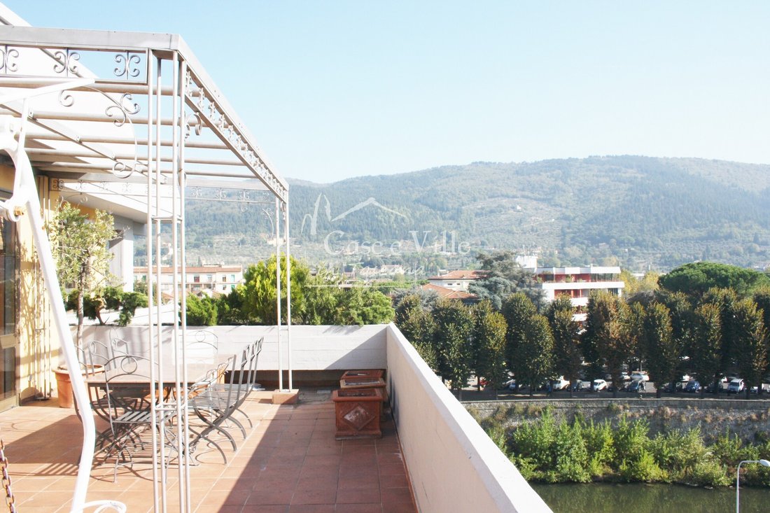 Penthouse in Historic Center, Prato, Tuscany 4 - 15743700