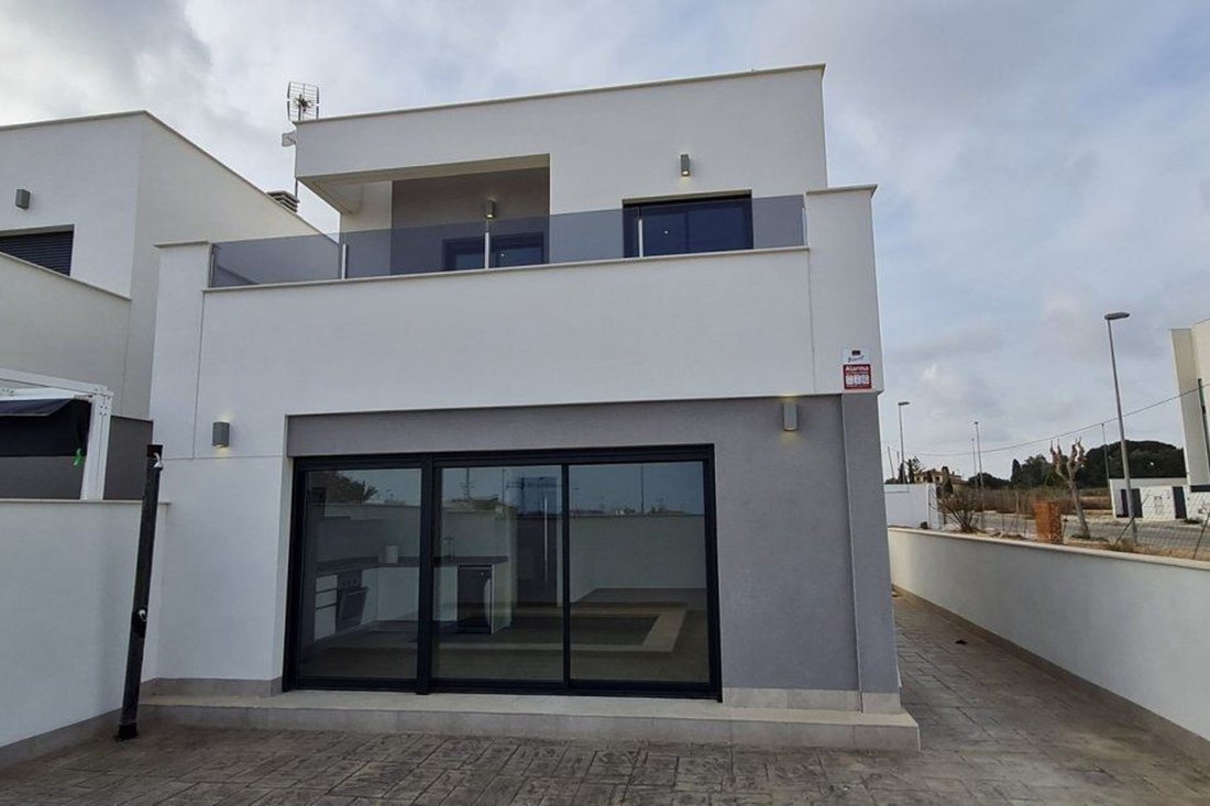 Villa in Orihuela, Valencian Community, Spain 2 - 16615703