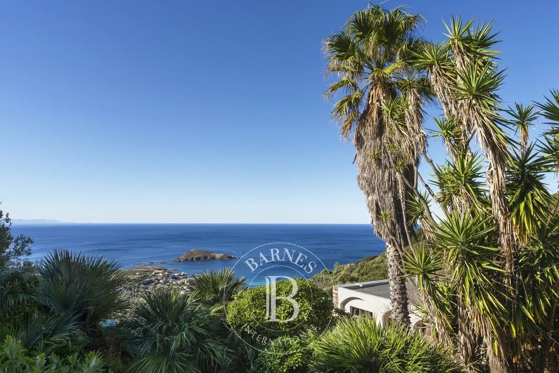 Villa in Centuri, Corsica, France 1 - 16612664
