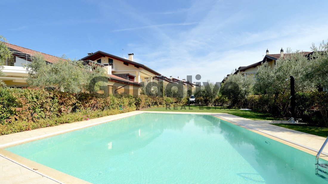 Apartment in Center, Sirmione, Lombardy 1 - 16565711