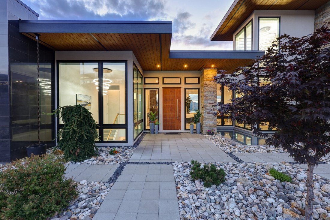 House in Kelowna, British Columbia, Canada 4 - 16614815