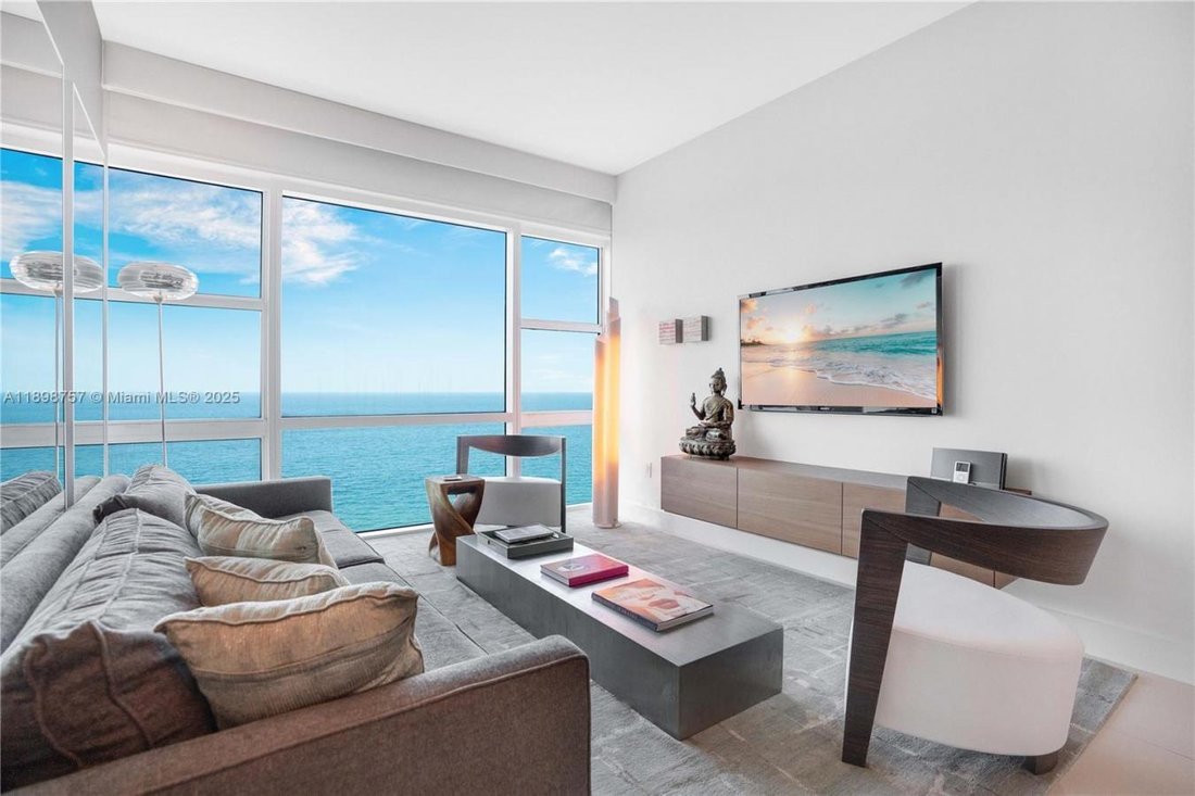 Condo in Miami Beach, Florida, United States 1 - 16615843