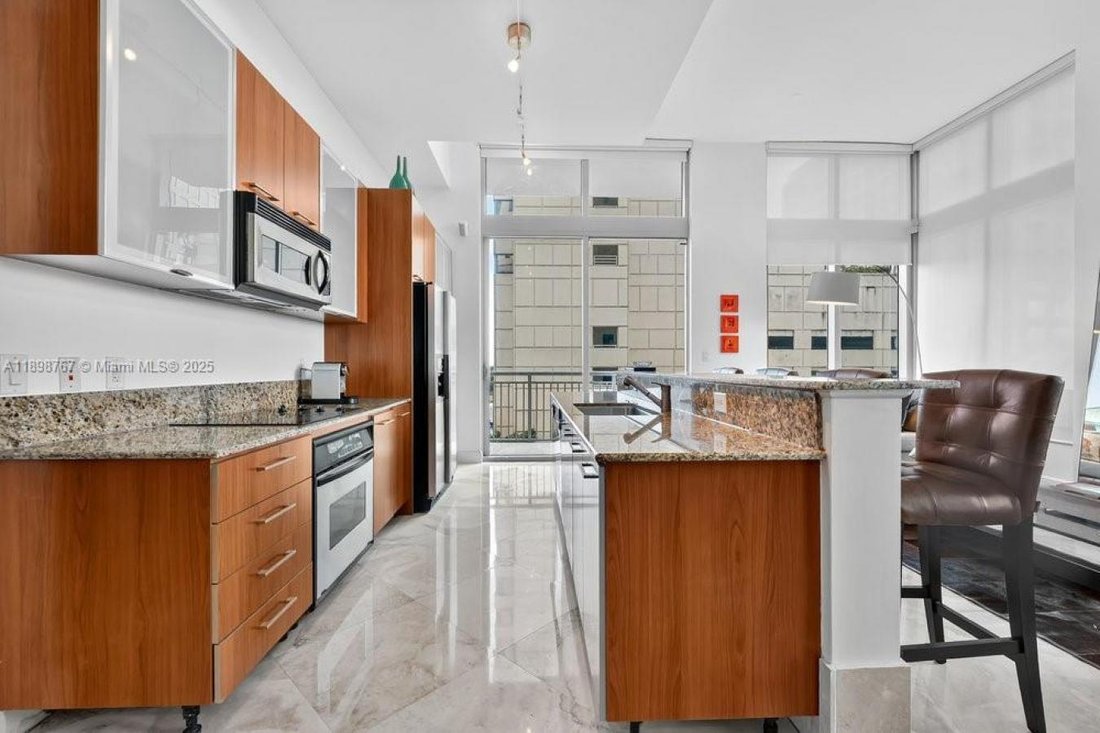 Condo in Coral Gables, Florida, United States 5 - 16615844