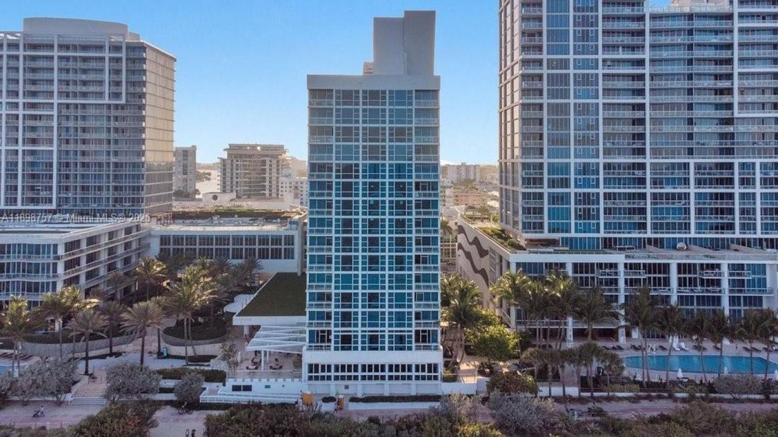 Condo in Miami Beach, Florida, United States 5 - 16615843