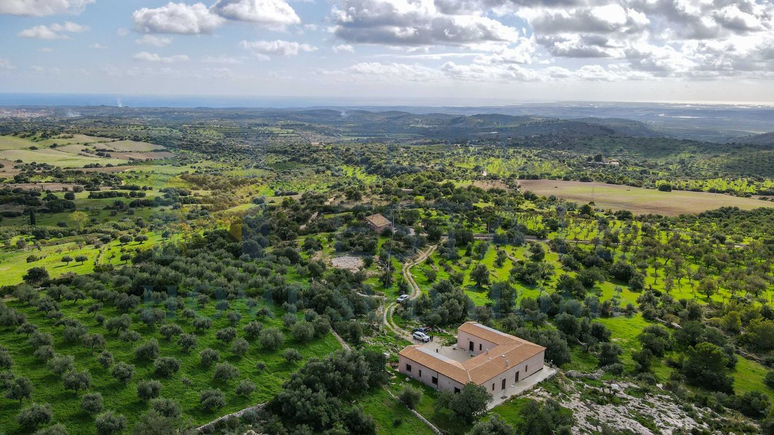 Farm Ranch in Center, Noto, Sicily 1 - 13338633