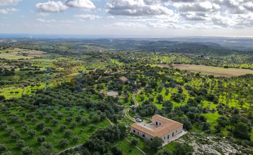 Corps de ferme à Centre, Noto, Sicile 1