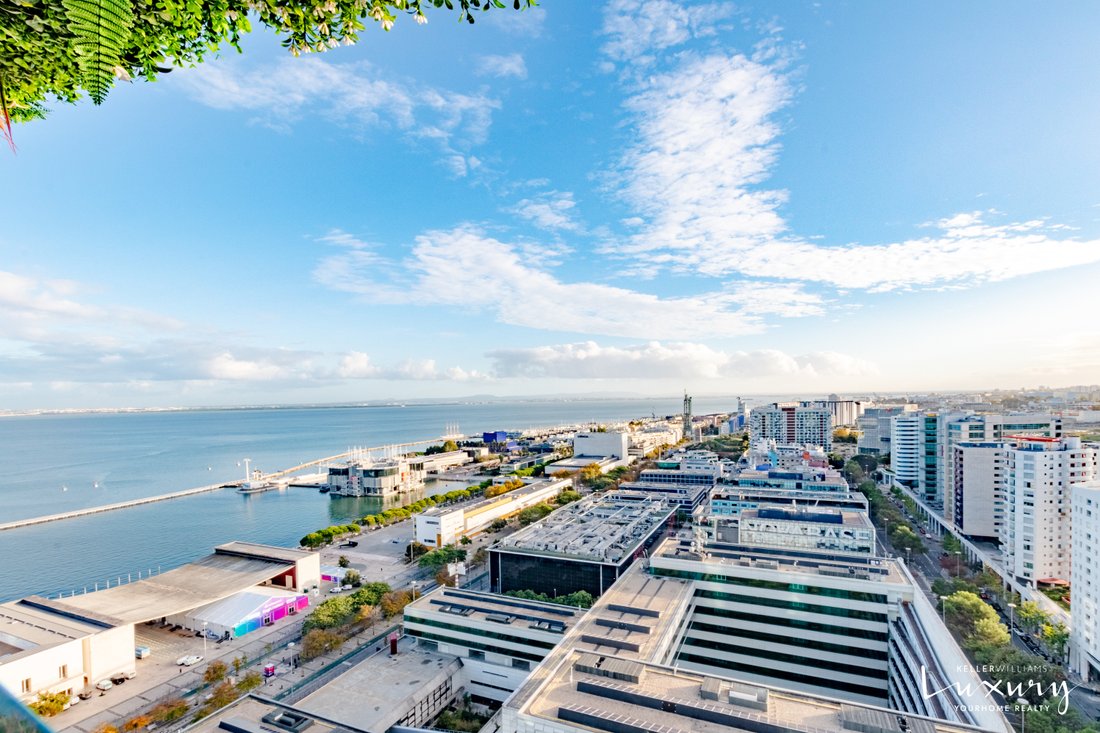 Penthouse in Parque das Nacoes, Lisbon, Portugal 3 - 16616571