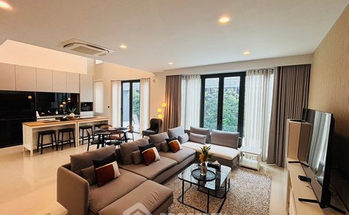 House in Hua Mak, Bangkok, Thailand 1