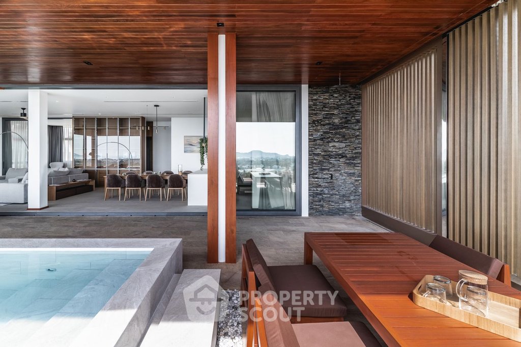 Villa in Chalong, Phuket, Thailand 1 - 16616539