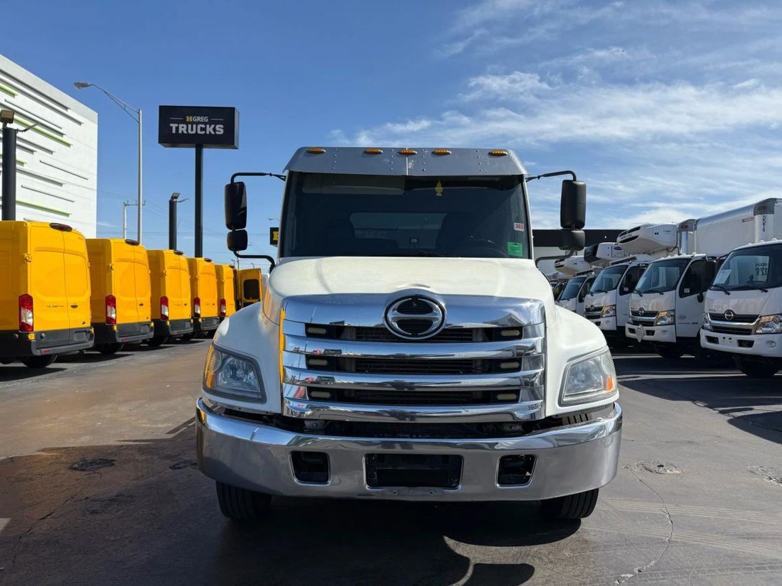 Pickup in Miami, FL, United States 2 - 16616343