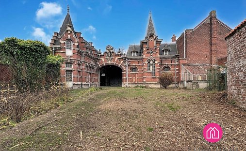Domaine à Sud, Condé-sur-l'Escaut, France 1