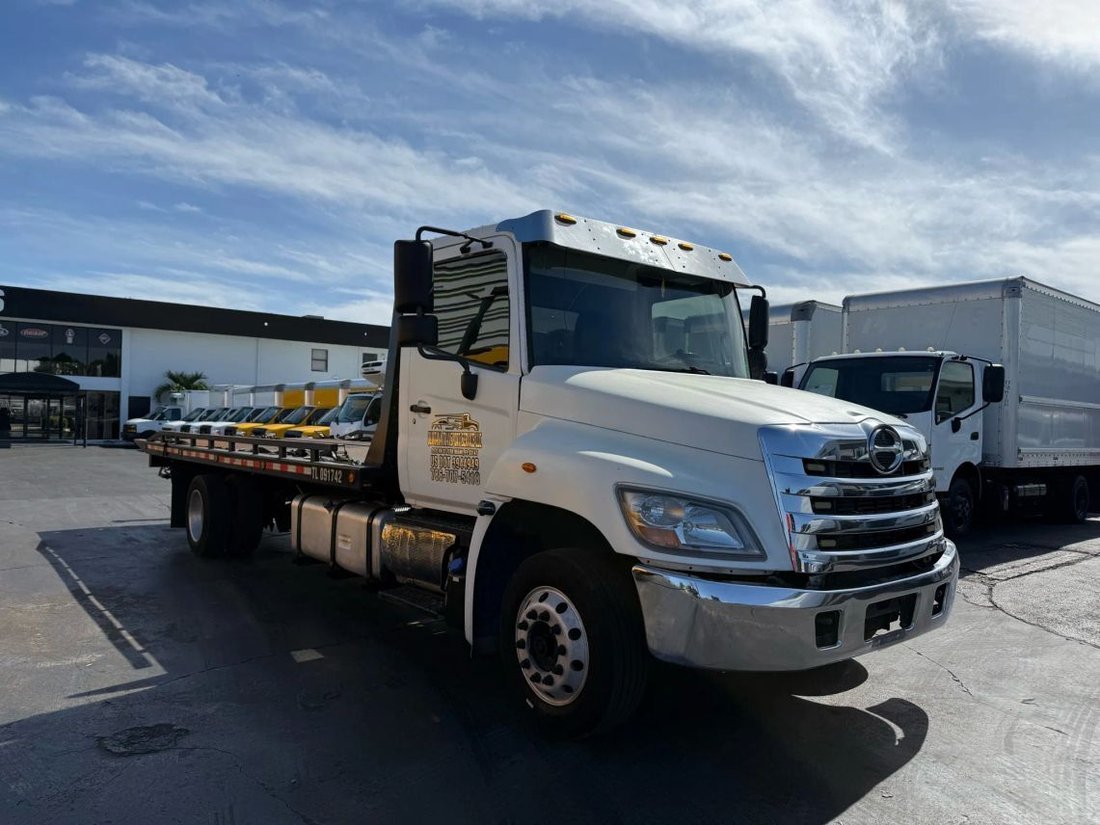 Pickup in Miami, FL, United States 3 - 16616343