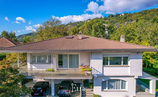 Castle for Sale in Lesa, Piedmont, Italy