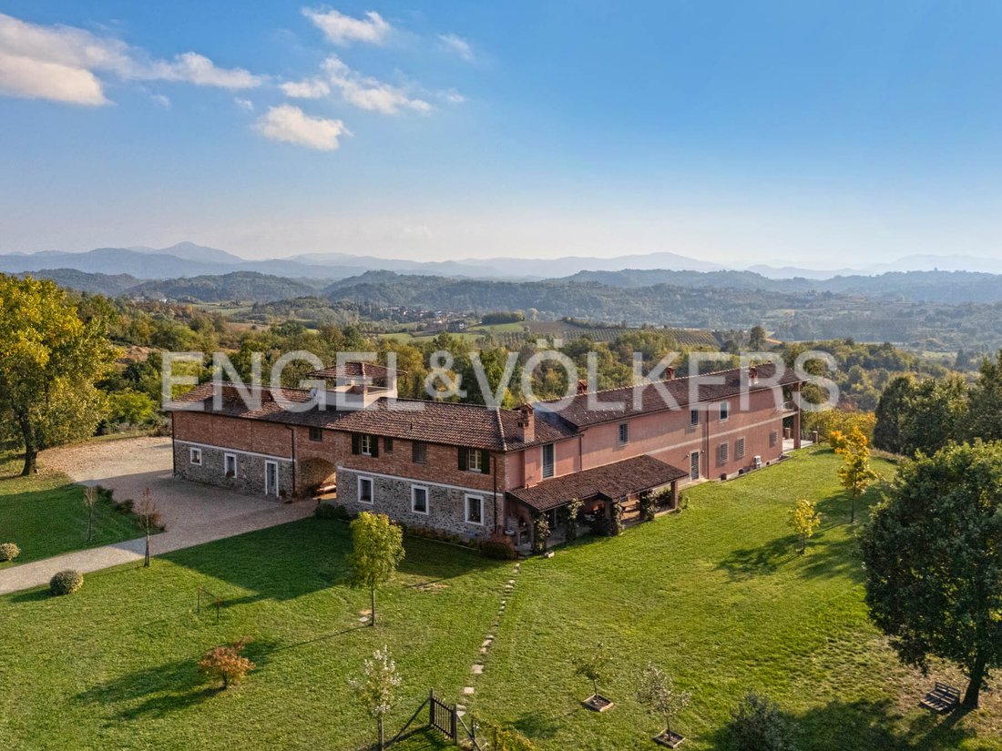 Villa in Capriata d'Orba, Piedmont, Italy 1 - 16616692