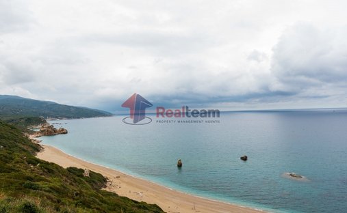 House in Municipal unit of Argalasti, Thessaly and Central Greece, Greece 1
