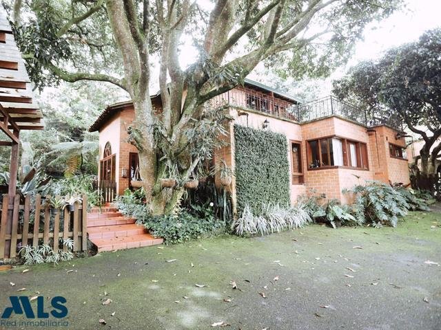 House in Envigado, Antioquia, Colombia 1 - 16617553