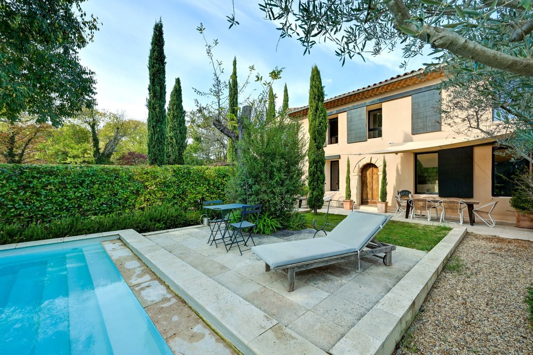 Casa en Le Tholonet, Provenza-Alpes-Costa Azul, Francia 1 - 16618668