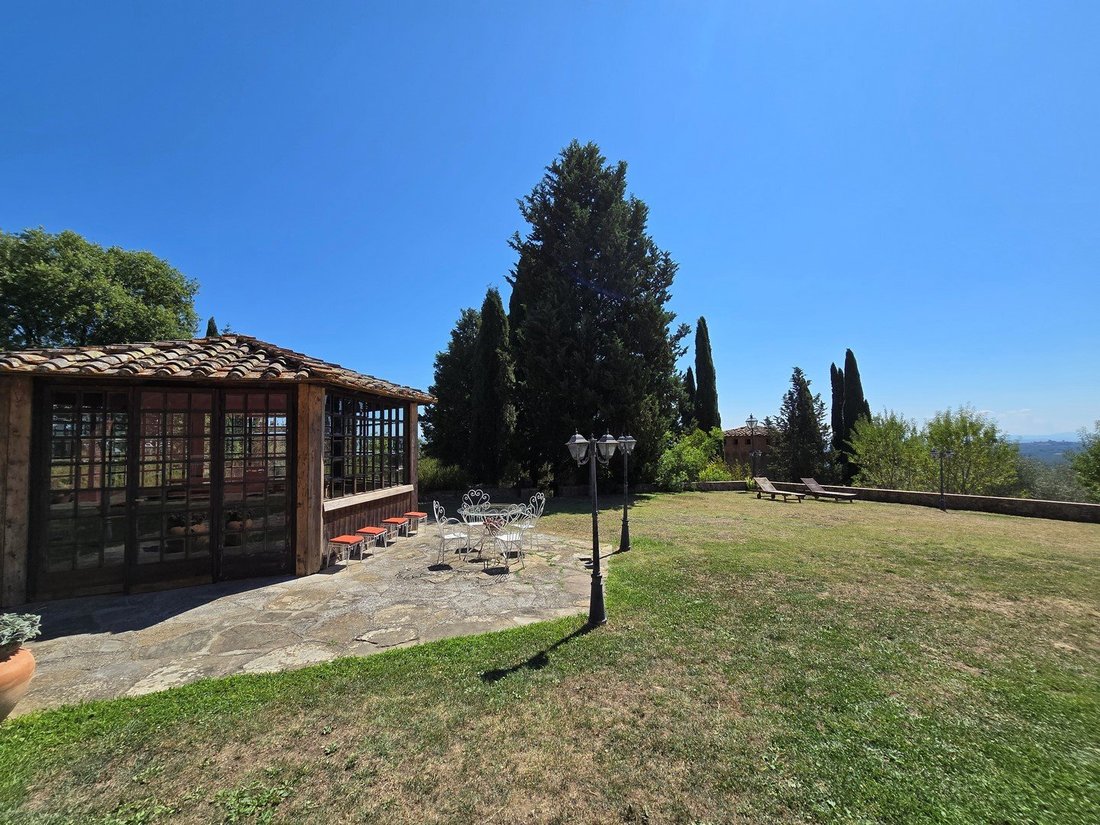 Villa in Monte San Savino, Tuscany, Italy 4 - 16618610